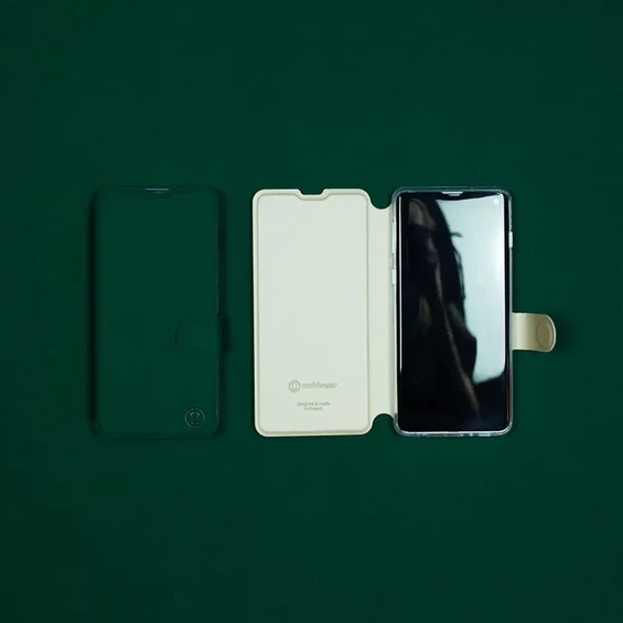 Hülle für Motorola Moto G24 - Farbe Grün mit Platin