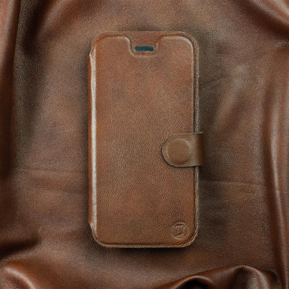 Etui ze skóry naturalnej do Nokia G10 - wzór Brown Leather